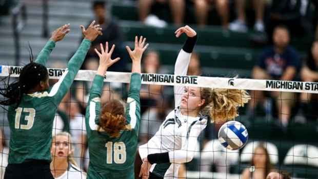Michigan State Volleyball (PHOTO:  MSU SID)